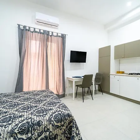 ゲストハウス Casa Romeo